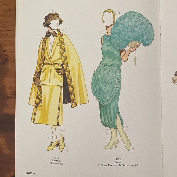 Vintage paper doll book uncut Great Fashion Designs of the 20’s Tom Tierney 1983 - Picture 7 of 16